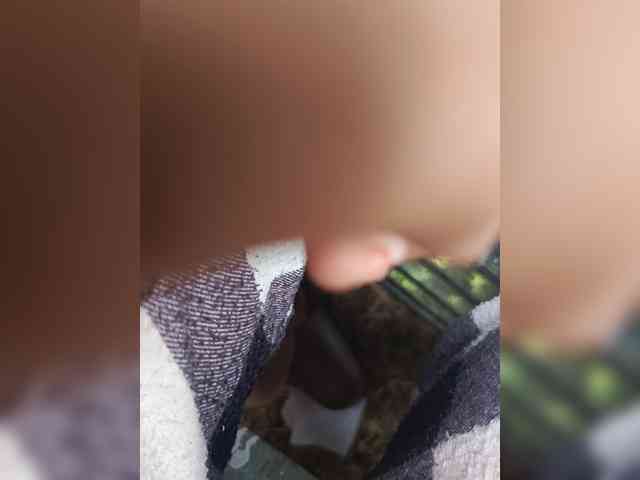 hornylittleprincess69