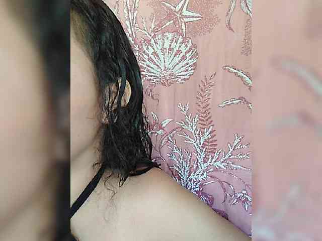hornylittleprincess69 webcam