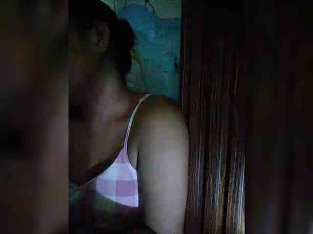 hornylittleprincess69 webcam
