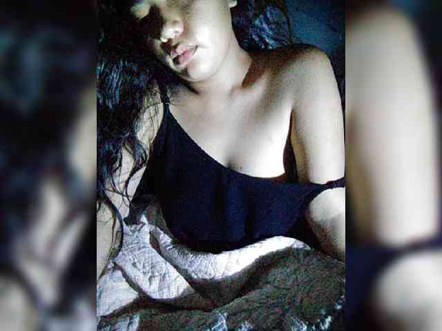 hornylittleprincess69 webcam