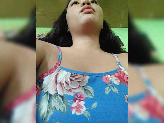 hornylittleprincess69 webcam