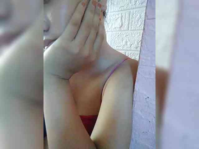 hornylittleprincess69 webcam