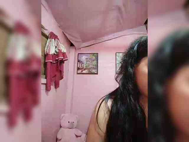 hornylittleprincess69 webcam