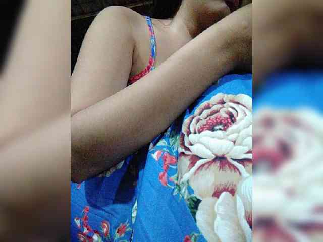 hornylittleprincess69 webcam