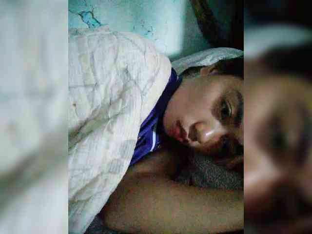 hornylittleprincess69 webcam