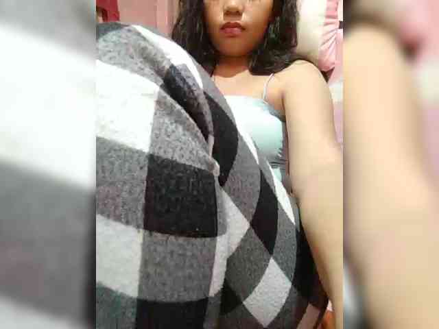 hornylittleprincess69