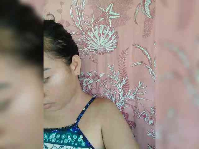 hornylittleprincess69 webcam