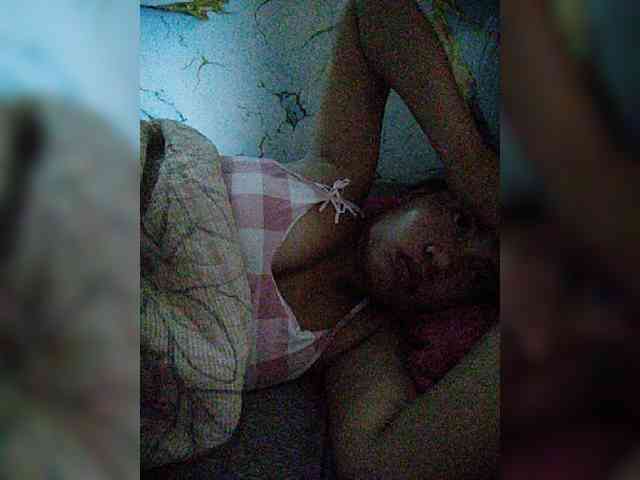 hornylittleprincess69