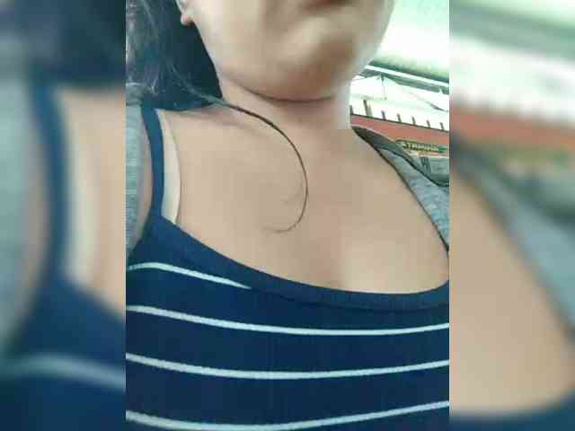 hornylittleprincess69 webcam