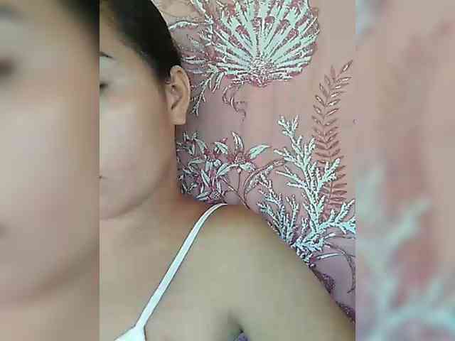 hornylittleprincess69 webcam