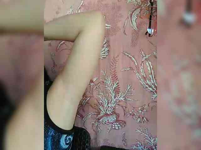 hornylittleprincess69 webcam
