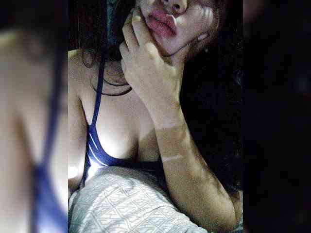 hornylittleprincess69 webcam