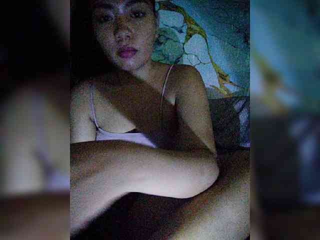 hornylittleprincess69 webcam