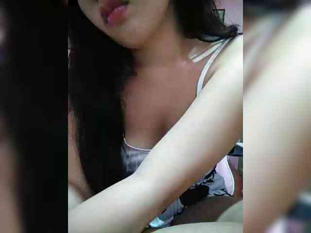 hornylittleprincess69 webcam