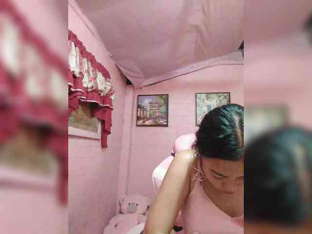 hornylittleprincess69 webcam