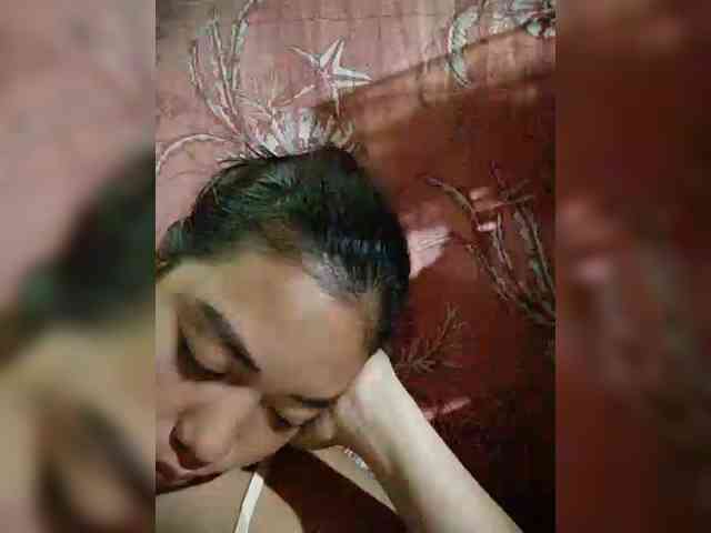 hornylittleprincess69