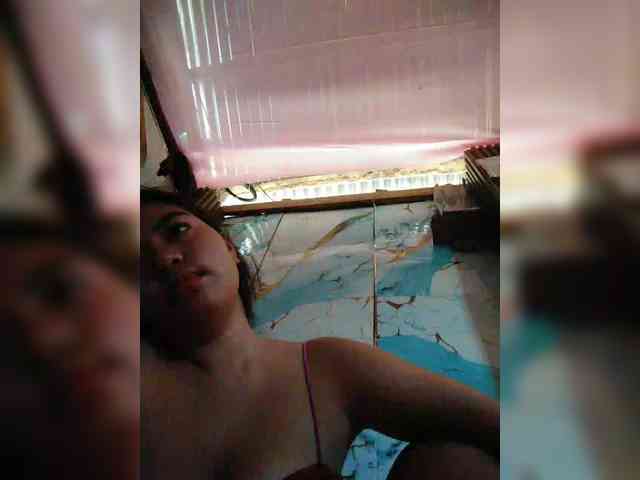 hornylittleprincess69 webcam