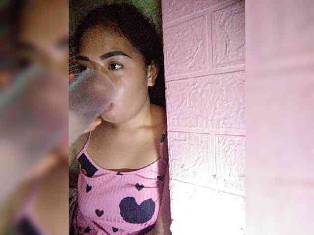 hornylittleprincess69