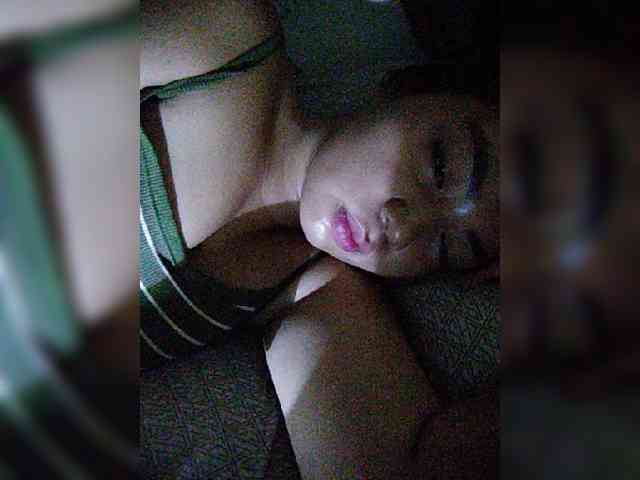 hornylittleprincess69 webcam