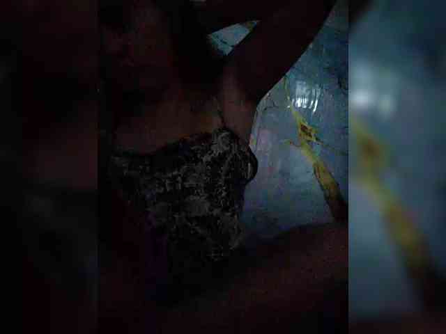 hornylittleprincess69 webcam