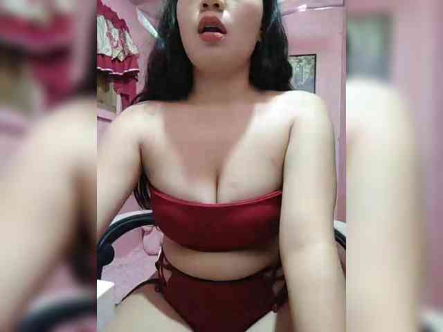 hornylittleprincess69