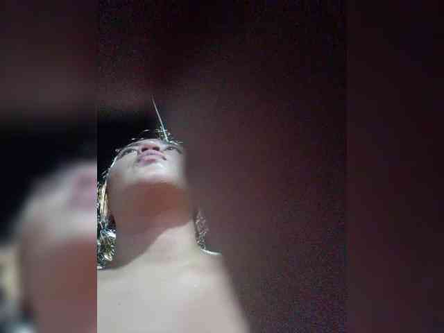 hornylittleprincess69 webcam