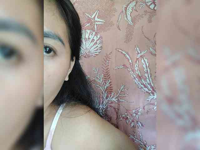 hornylittleprincess69 webcam