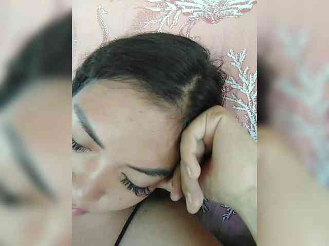 hornylittleprincess69