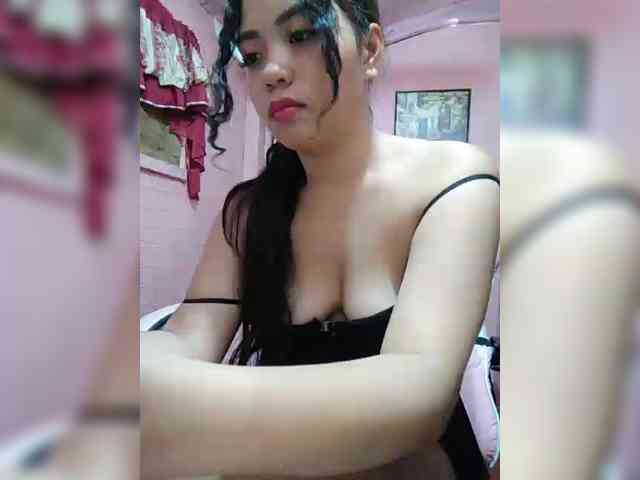 hornylittleprincess69