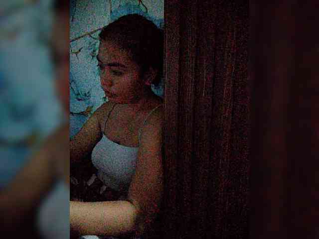 hornylittleprincess69 webcam