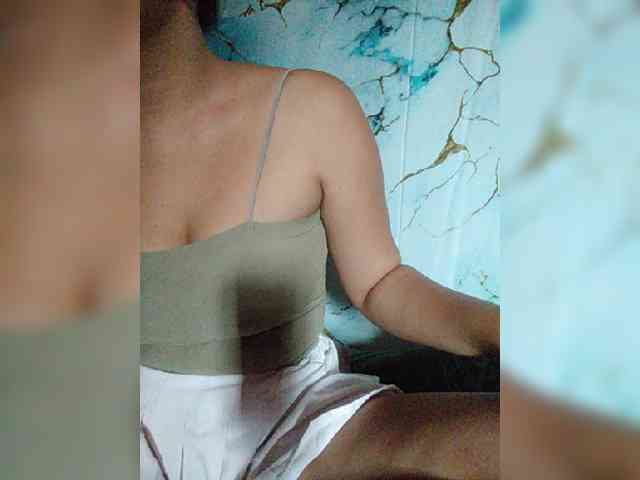 hornylittleprincess69 webcam