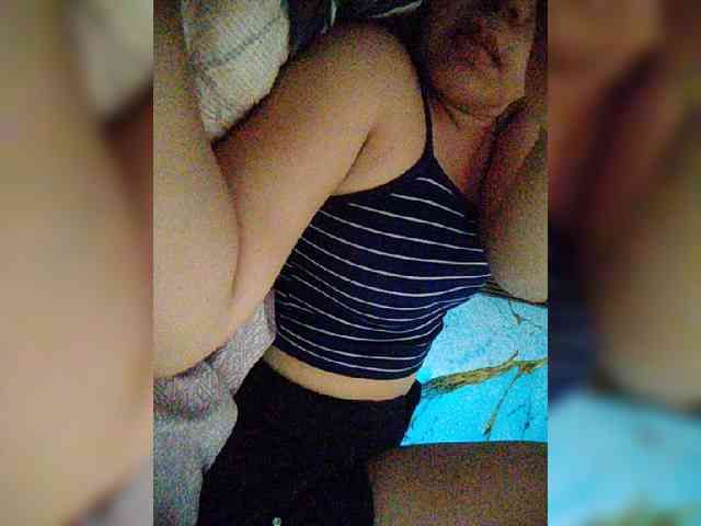 hornylittleprincess69 webcam