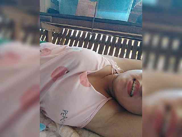 hornylittleprincess69 webcam