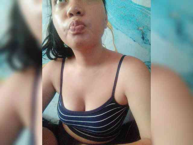 hornylittleprincess69