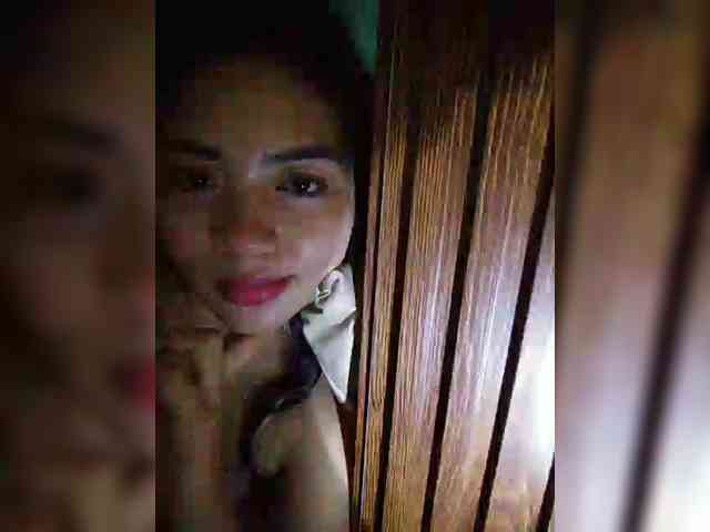 hornylittleprincess69 webcam