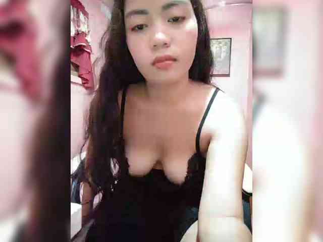 hornylittleprincess69 webcam