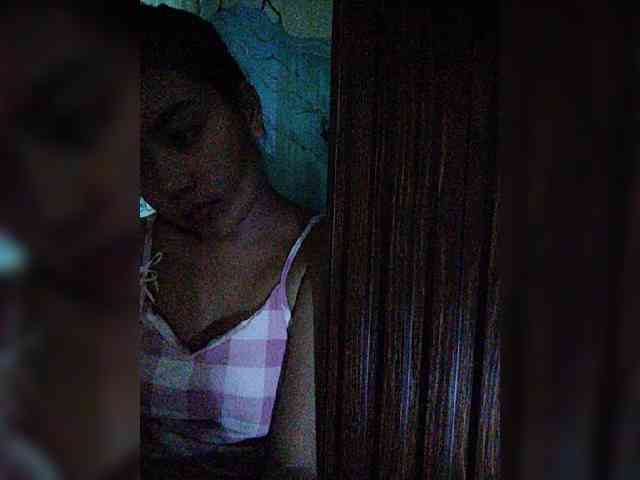 hornylittleprincess69
