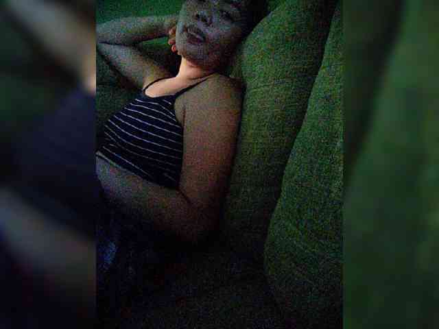 hornylittleprincess69 webcam