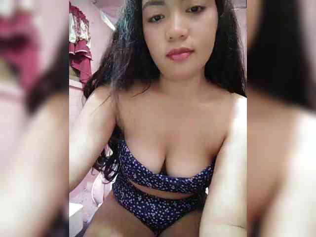 hornylittleprincess69 webcam