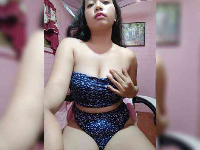 hornylittleprincess69 webcam