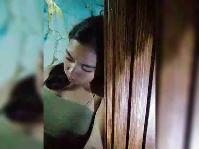 hornylittleprincess69