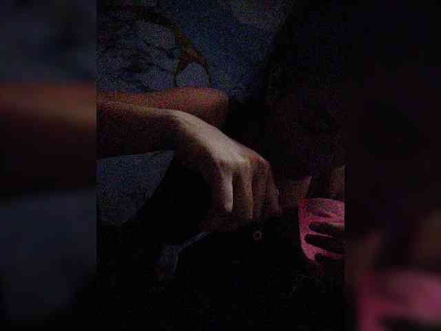 hornylittleprincess69 webcam