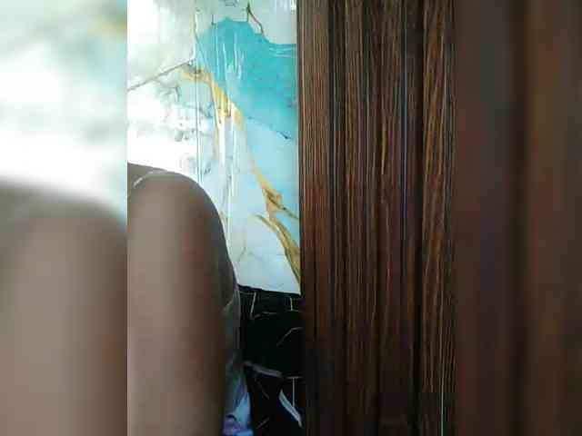 hornylittleprincess69