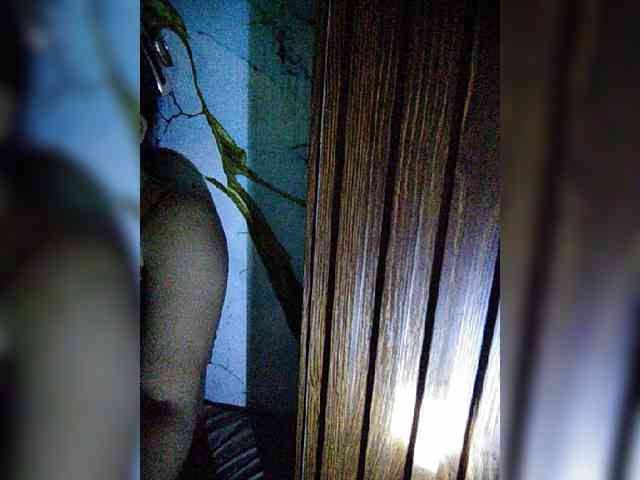 hornylittleprincess69