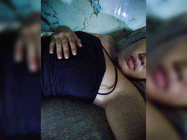 hornylittleprincess69