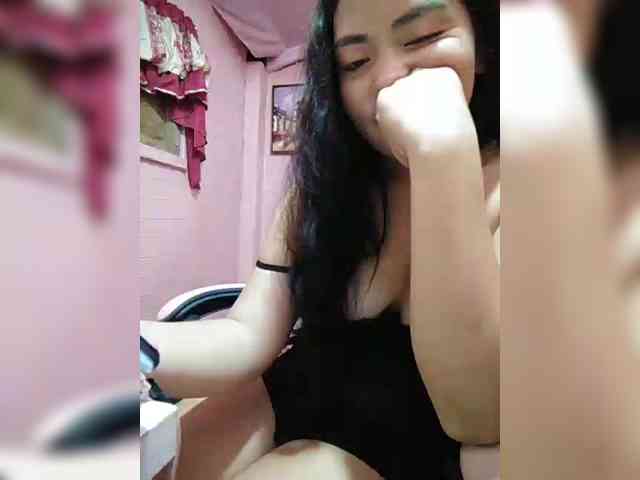 hornylittleprincess69