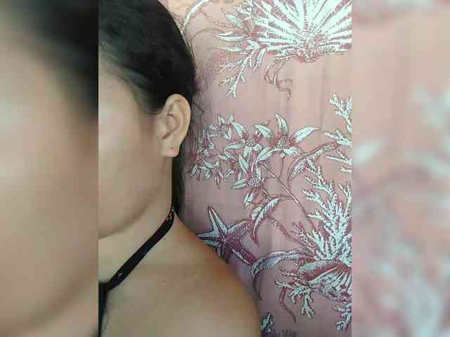 hornylittleprincess69