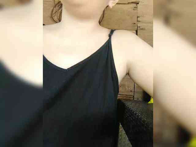 hornylittleprincess69