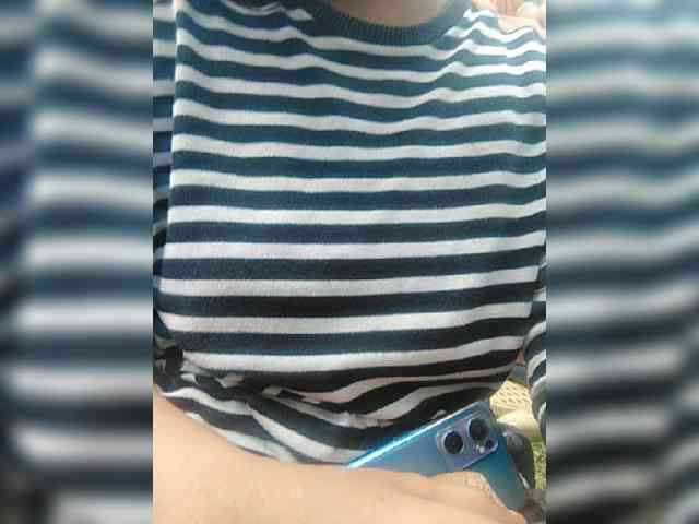 hornylittleprincess69