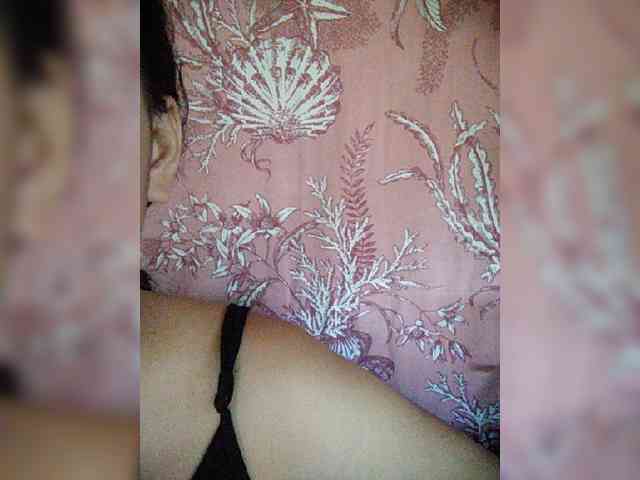hornylittleprincess69 webcam
